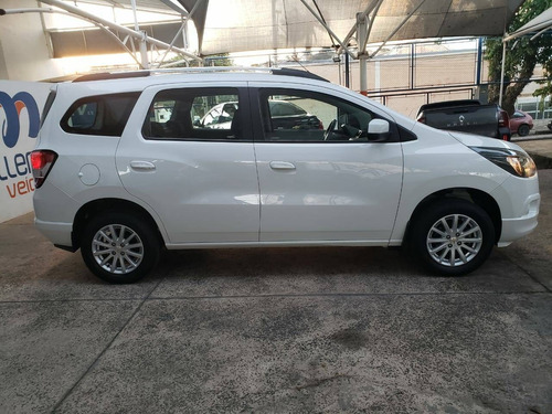 Imagem 5 de 13 de Chevrolet Spin 1.8 Lt 8v Flex 4p Automático