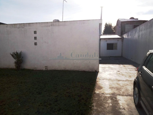 Casa En Venta 3 Ambientes + Departamento Zona Makro Mar Del Plata