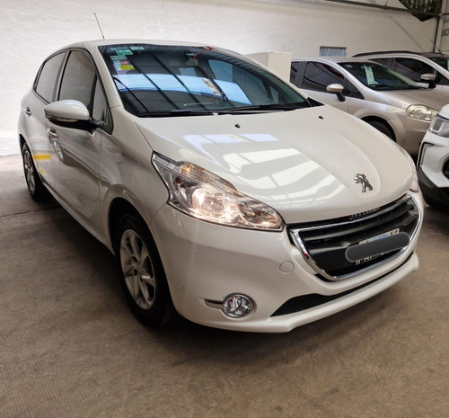 Peugeot 208 1.5 Allure Touchscreen