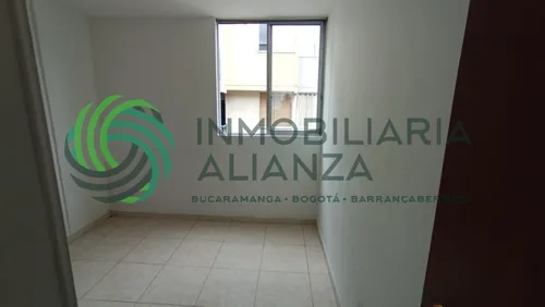Apartamento En Arriendo En La Esmeralda. Cod A15554