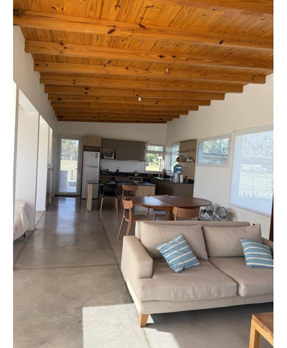 Hermosa Casa De Campo En Venta