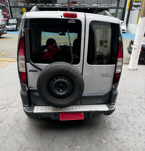 Fiat Doblo 1.8 Adventure 5p