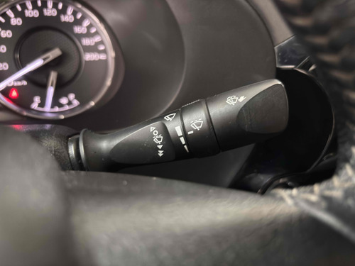 Toyota Hilux 2.8 D-4D TURBO DIESEL CD SRX 4X4 AUTOMÁTICO