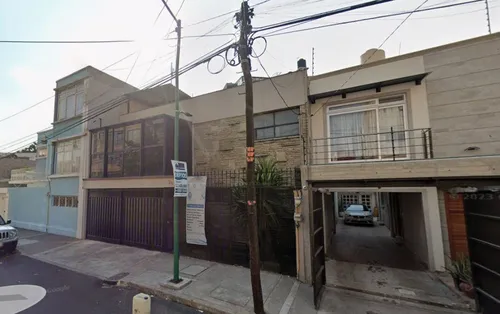 Remato Casa En Calle Linaloe, Santa María Insurgentes !!!204