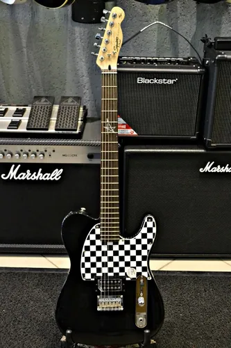 Guitarra Squier Avril Lavigne Telecaster Black