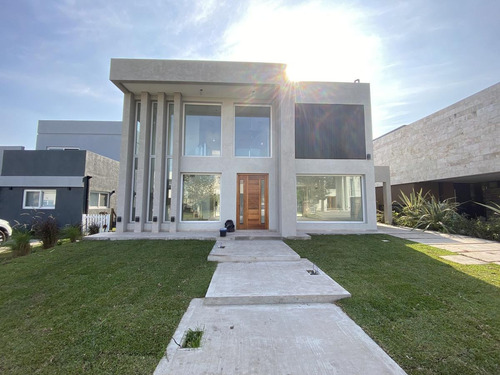 Imagen 1 de 30 de Brisas De Adrogué - Casa A Estrenar