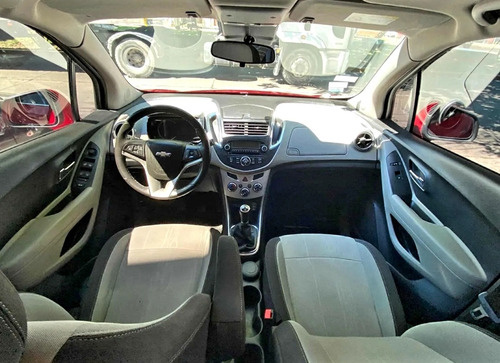Imagen 7 de 15 de Chevrolet Tracker 1.8 Ltz Fwd Mt 140cv 2015