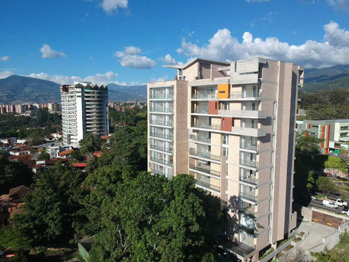 Apartamento En Amazonia - 220m2 Piso 6