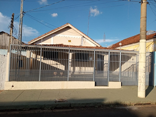 Vendo Casa Em Promissão No Centro Av. Júlio Prestes