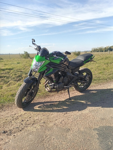 Imagen 3 de 10 de Kawasaki Er6n