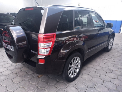 Imagen 5 de 13 de Suzuki Grand Vitara 2013 4 Cil Tela 2.4 Lts Eng $ 43,000