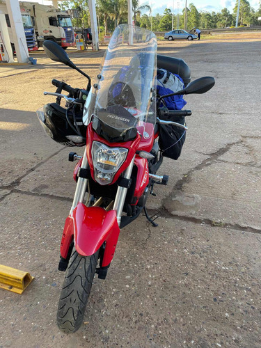 Imagen 12 de 16 de Benelli Tnt 300