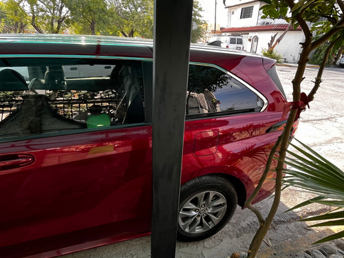 Toyota Sienna 3.5 Le At