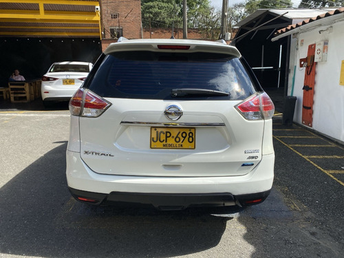 Imagen 6 de 20 de Nissan X Trail Exclusive 2017