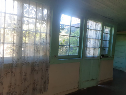 Casa Céntrica Con Terreno Con Alta Plusvalía En Villa Eden.