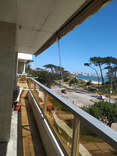 Departamento - Playa Mansa