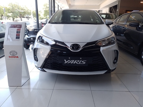 Toyota Yaris XS CVT 5P