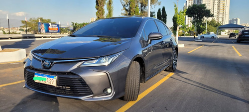 Toyota Corolla 1.8 Altis Hybrid Flex Aut. 4p Hibrido Flex