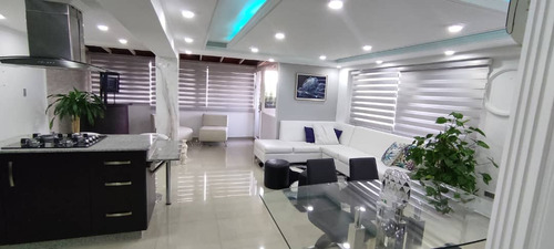 Se Vende Pent-house En Conjunto San Francisco, San Diego Sr