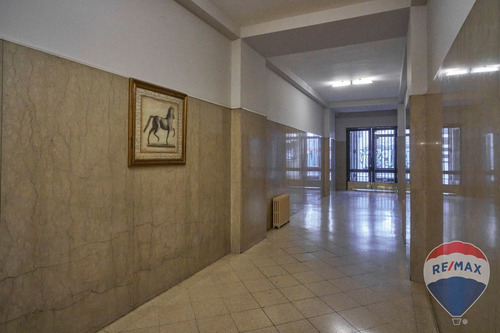 Imagen 3 de 20 de Oficina Señorial 4 Amb Venta Montserrat