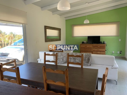 Imagen 5 de 26 de Excelente Casa En Tio Tom