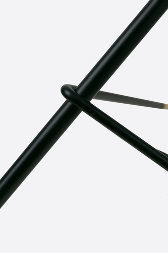 Imagen 7 de 7 de Lampara De Mesa Velador Escritorio Julia Ikon Negro Diseño