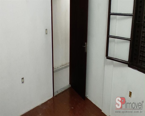 Imagem 3 de 6 de Linda Casa Térrea Com 4 Quartos Sendo 3 Suítes, Sala Ampla, Cozinha Com Armários Embutidos, Garagem Para 1 Carro, Portão Automático, Escritório, Adega - Mv210 - 69928882