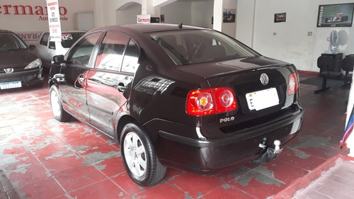 Volkswagen Polo Sedan 2008 1.6 Total Flex 4p