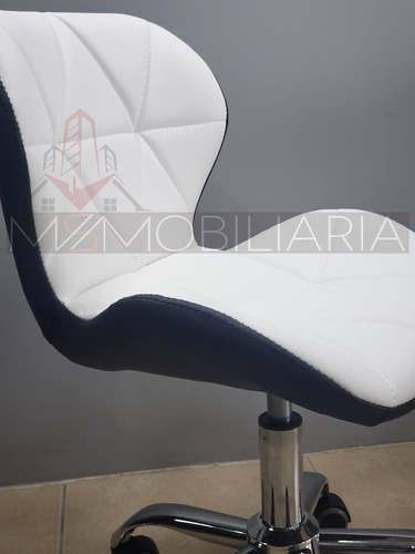 Imagen 3 de 4 de Silla Baja Ideal Para Camilla Spa Totto Pedicure Manicure