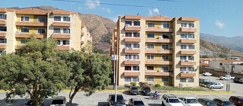 Fp En Alquiler Apartamento En Semi Amoblado  Conj. Resd Abadías San Diego