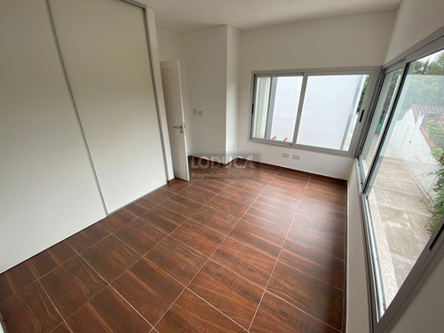 Imagen 9 de 13 de Dúplex En Venta De 2 Dormitorios C/ Cochera En Ituzaingó Norte