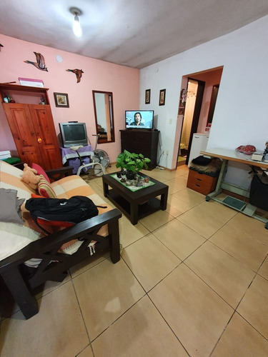 Imagen 4 de 17 de Casa 4 Ambientes Con Ph Al Fondo Sobre Lote De 10 X 50