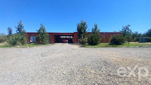 Parcela En Venta Con 2 Casas En Talagante