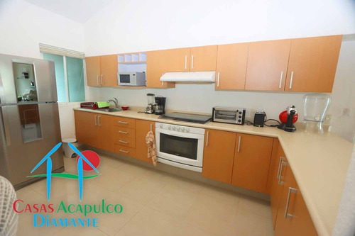 Imagen 12 de 30 de Cad Diamante Lakes Zafiro 327. Terraza Con Vista A La Alberca Y Jardines