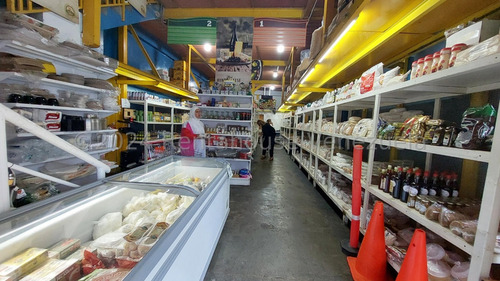 LG Vendo Edificio Industrial Con Local Comercial En Prado De María, 1920 Mtrs. Punto Comercial De Mas De 30 Años