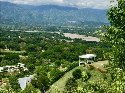 Lote y casalote en venta