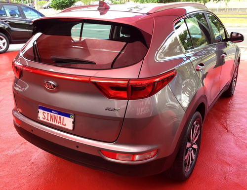 Imagem 7 de 15 de Kia Sportage 2.0 Lx 4x2 16v Flex 4p Automático