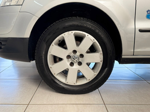 Volkswagen Fox 1.6 Vht Route Total Flex 5p