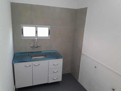 Alquila. Casa 2 Dorm. Ent Auto C/aire Dormitorio