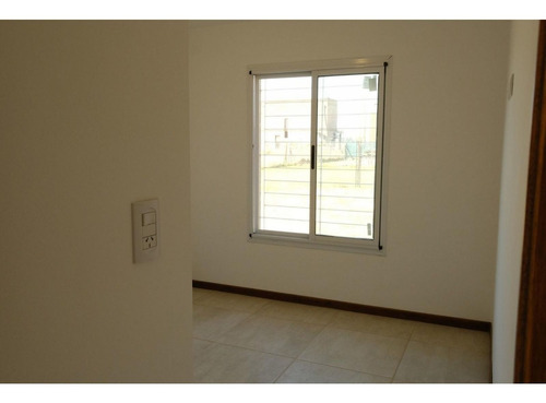 Imagen 12 de 17 de Casa De 3 Dormitorios A Estrenar