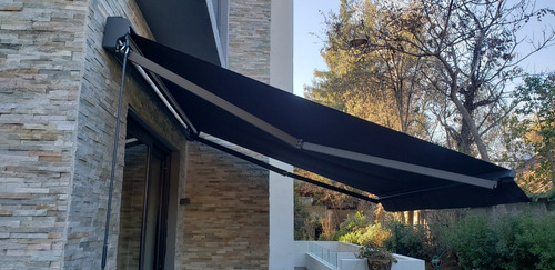 Imagen 5 de 10 de Toldo Proy. Retráctil Semicofre 3,5x2,5 Hck Negro Diystore