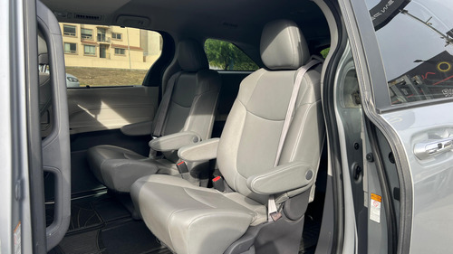 Toyota Sienna 3.5 Xle Piel At