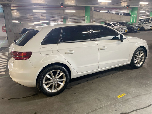 Imagen 11 de 25 de Audi A3 1.2 Turbo Hatchback 2014