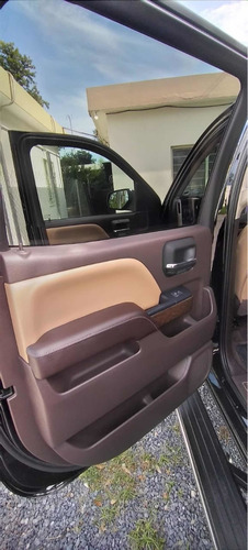 Imagen 8 de 13 de Gmc Sierra 2017 6.2 Denali Dvd At