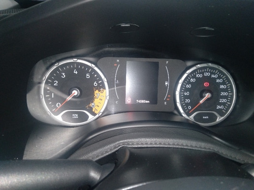 Imagem 7 de 10 de Jeep Renegade 1.8 16v Sport