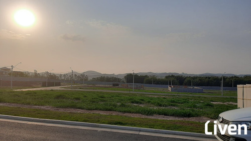 Imagem 2 de 2 de Terreno De 451m² No Condomínio Vivant Urbanova - 9358