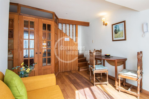Casa En Venta De 14 Dorm. En Viña Del Mar
