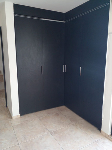 En Venta Casa En Santa Fe Juriquilla, Roof Garden, 4ta Recamara U Oficina..