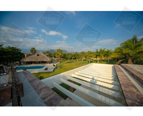 Hermosa Quinta En Venta En Yautepec Morelos
