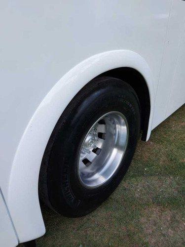 Imagem 6 de 15 de Ônibus Usado Luxo Marcopolo Pardiso 1200 G6 De Fretamentos